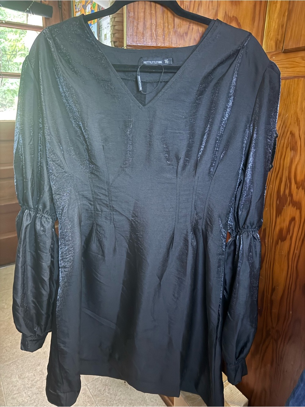 PrettyLittleThing Size 16 Black Satin Balloon Sleeve Mini Dress